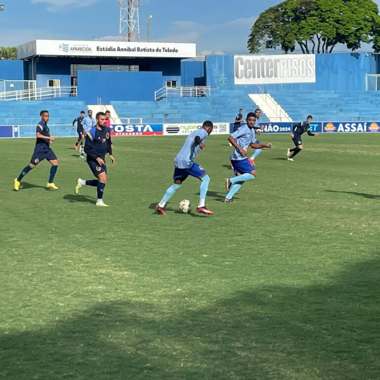 Grêmio Anápolis realizou jogo-treino contra a Aparecidense nesta terça-feira (19)