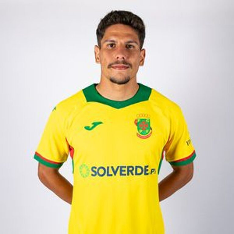 Parabéns! João Araújo completa 24 anos nesta quarta-feira (20)