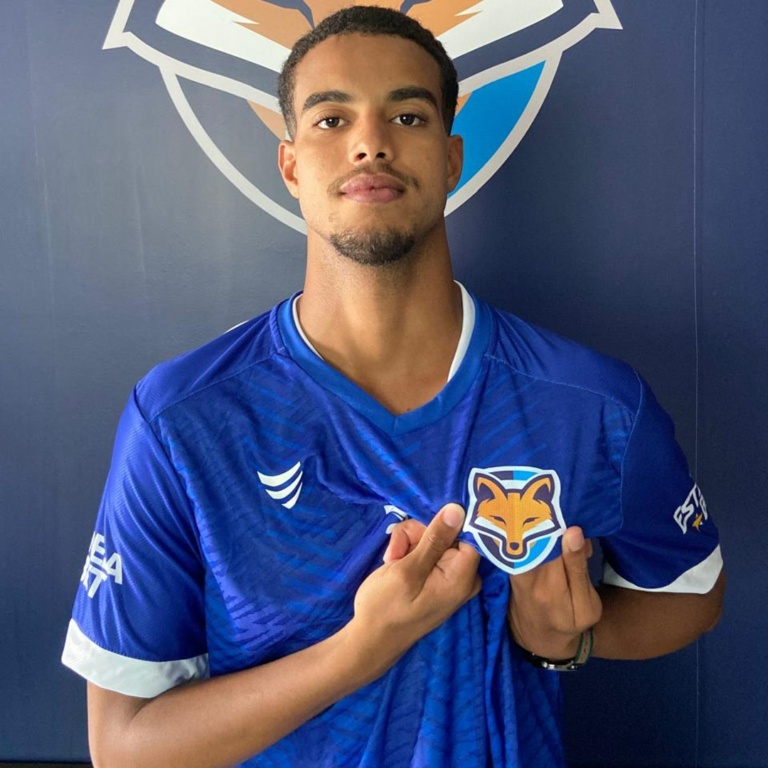 Grêmio Anápolis prorroga contrato profissional do atacante Vitor Oliveira até outubro de 2028