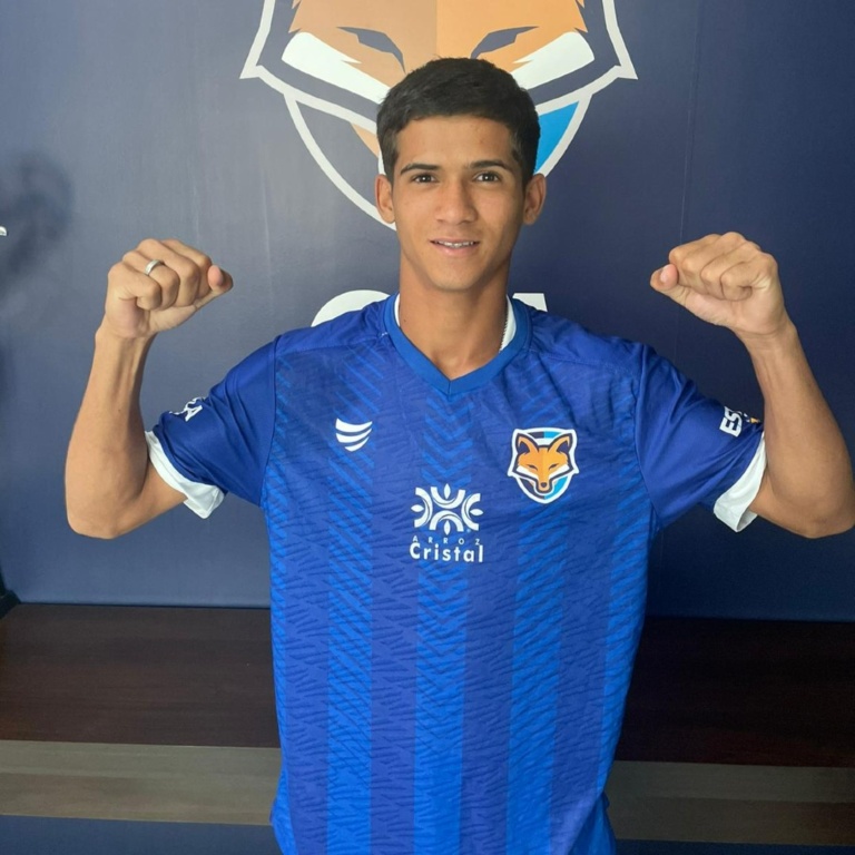 Grêmio Anápolis anuncia a contratação do lateral-direito Wanderson Costa