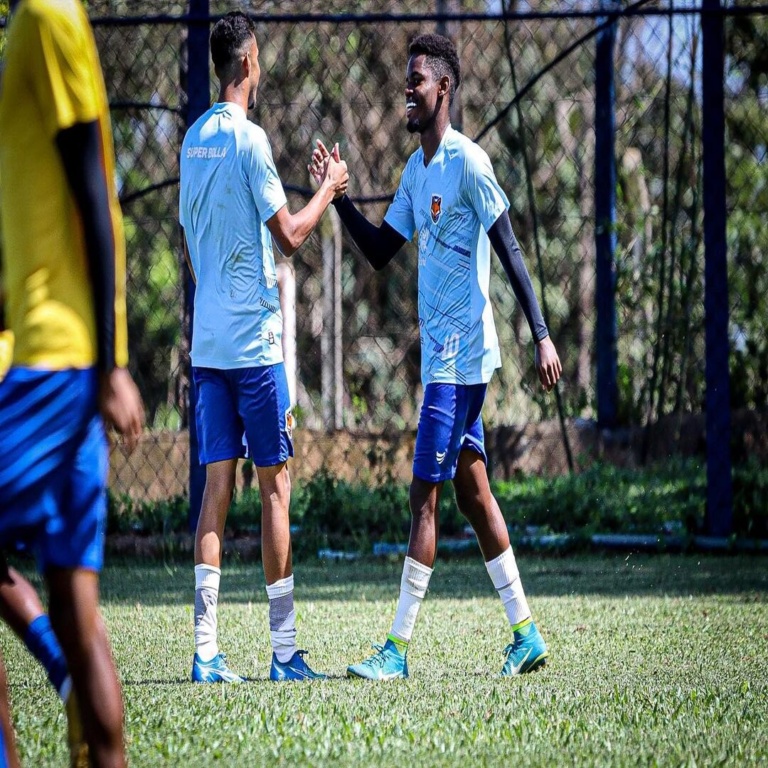Grêmio Anápolis empata com o Trindade, em jogo-treino de preparação para a Divisão de Acesso 2025