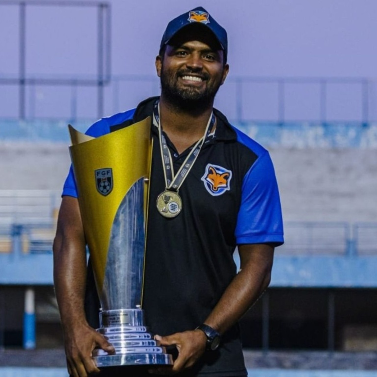 Grêmio Anápolis comunica que Lusmar Júnior não segue no comando técnico do clube