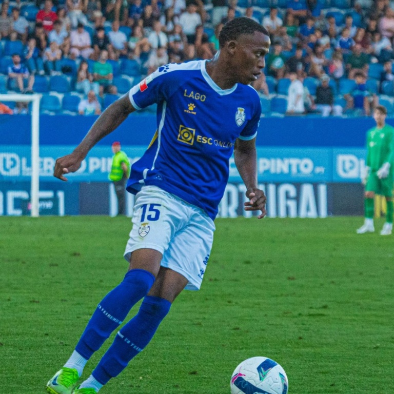 Após marcar pelo Feirense, Miguel Correia acerta lindo cruzamento e concede assistência na Liga Portugal 2