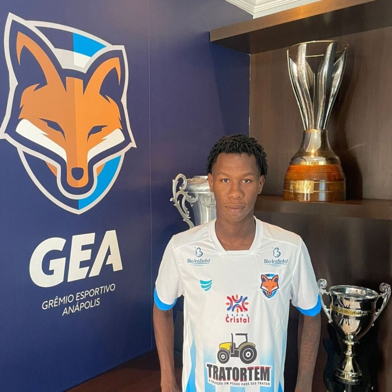 Grêmio Anápolis contrata o centroavante Jackson, que esteve por último na base do Goiás