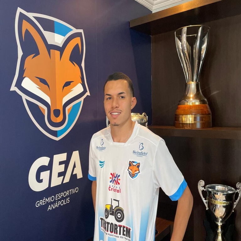 Grêmio Anápolis anuncia a contratação do zagueiro Felipe Alves, que esteve por último no Botafogo/PB