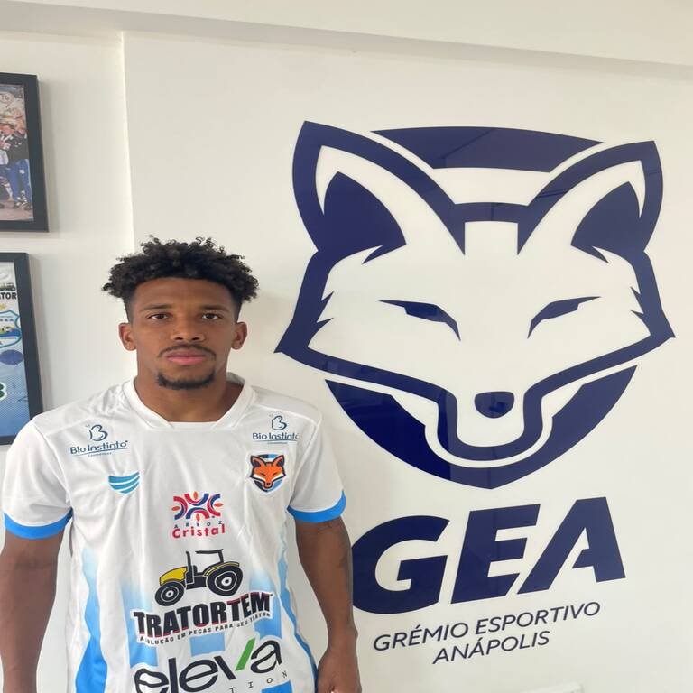 Grêmio Anápolis acerta a contratação por empréstimo do atacante Lucas Andrey