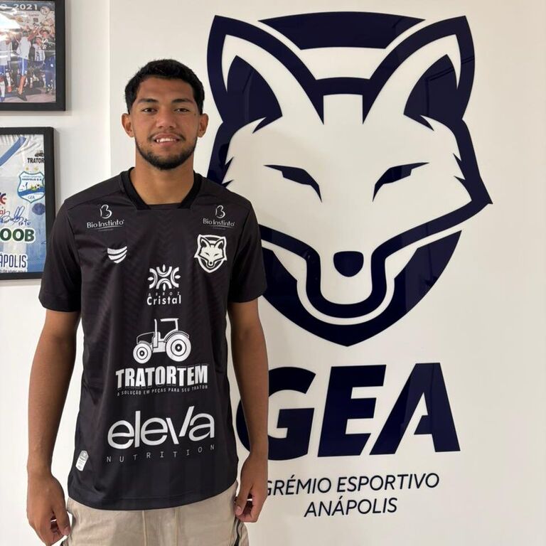 Grêmio Anápolis acerta a contratação por empréstimo do goleiro Fabrício Kerlon