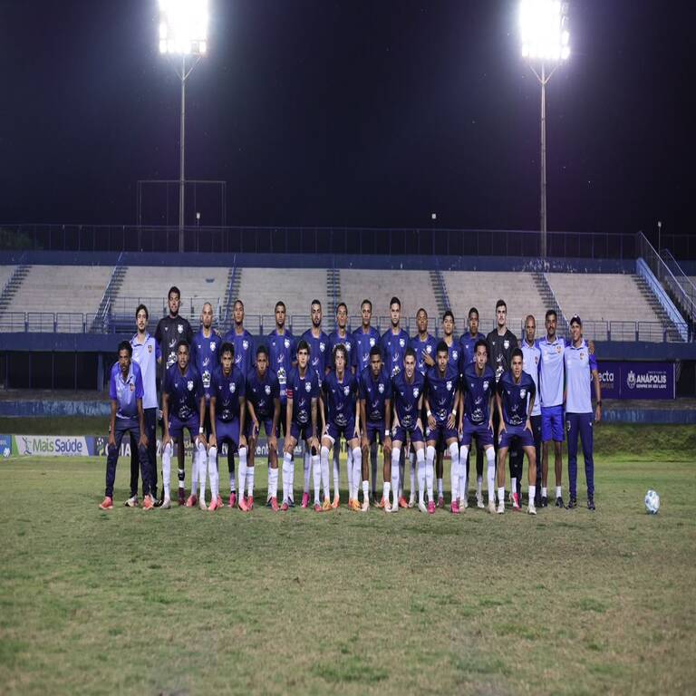 Grêmio Anápolis goleia o Goiânia EC por 4 a 0 e segue vivo no objetivo