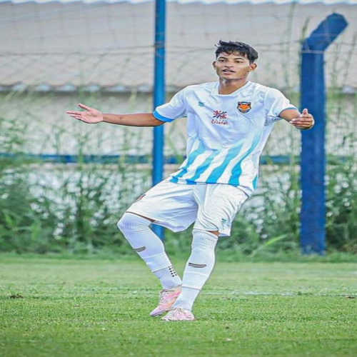 Força, jogador! Matheus Benevides passa por cirurgia de LCA e menisco e foca em recuperação para voltar aos gramados