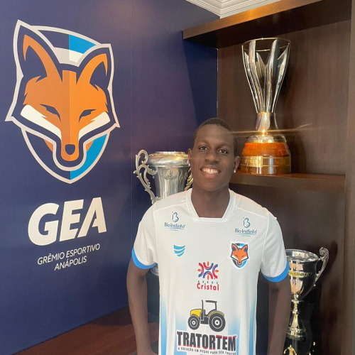 Grêmio Anápolis anuncia a contratação de Carlos Eduardo, volante ex-Comercial/SP