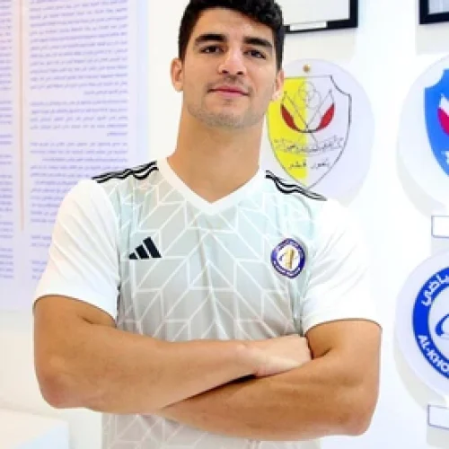 Lucão completa 10 jogos e todos como titular pelo Al-Khor do Catar