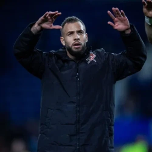 Pelo Leixões, Renato Soares enfrenta o vice-líder Santa Clara neste domingo (28)