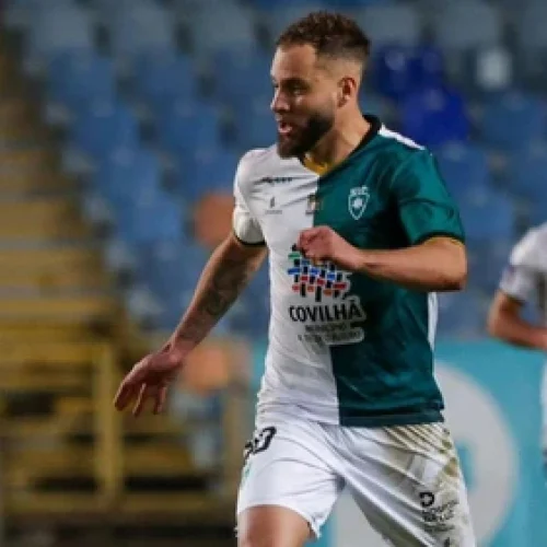 Renato Soares começa de titular; Dávisson Passos e Luan Santos também jogam neste domingo (18)