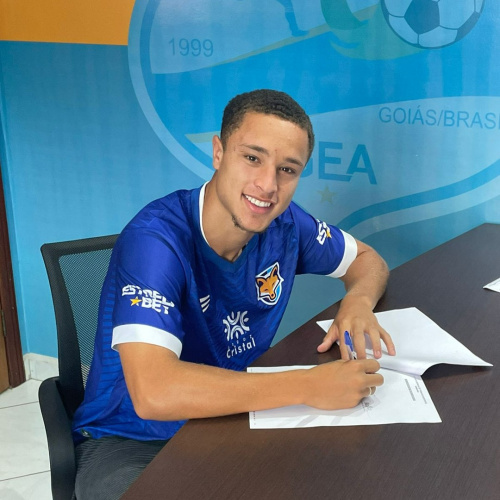 Grêmio Anápolis anuncia a contratação do lateral-esquerdo Higor Luiz