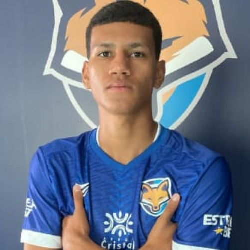 Atacante Cunha assina contrato profissional com o Grêmio Anápolis