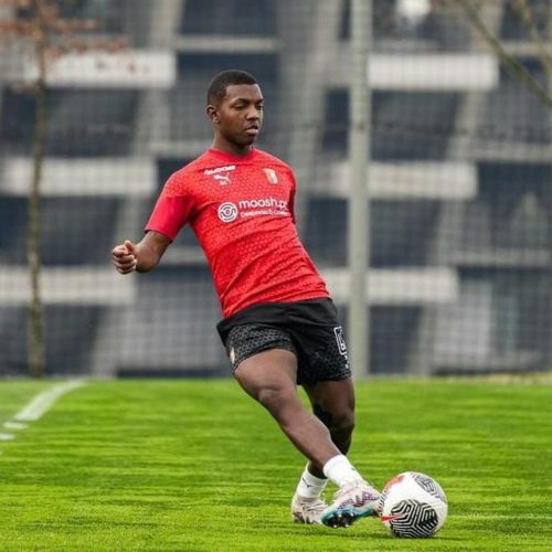 D’Ávila Borges joga pelo Braga B, diante do Lusitânia na Liga 3