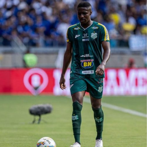 Dávisson Passos realiza assistência em empate do Uberlândia contra o Athletic