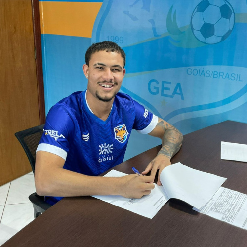 Grêmio Anápolis anuncia a contratação do centroavante Reidiner