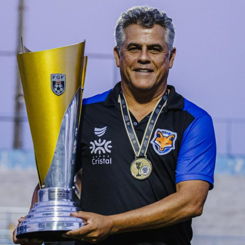 Técnico Lauro Martins renova contrato para o sub-20 do Grêmio Anápolis até junho de 2025