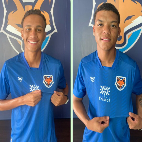 Pedro Dionísio e João Vitor assinam contratos profissionais com o Grêmio Anápolis