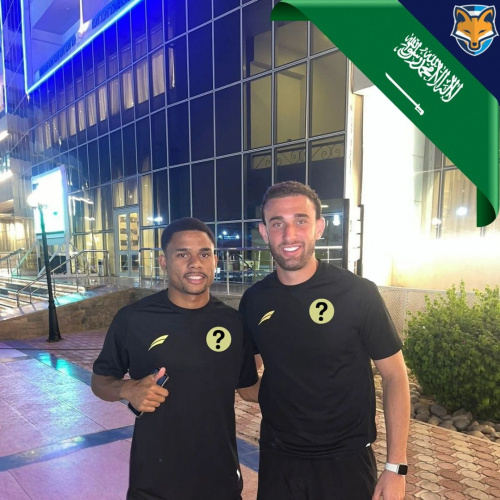 Zagueiro Mateus Vedrani e atacante Tiago Guerra participam de pré-temporada no Egito